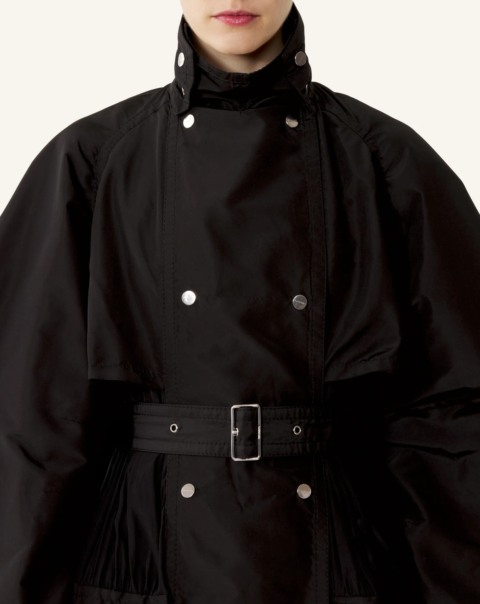 BI-MATERIAL TRENCH COAT IN SILK FAILLE AND CHARMEUSE FABRIC - Image 5