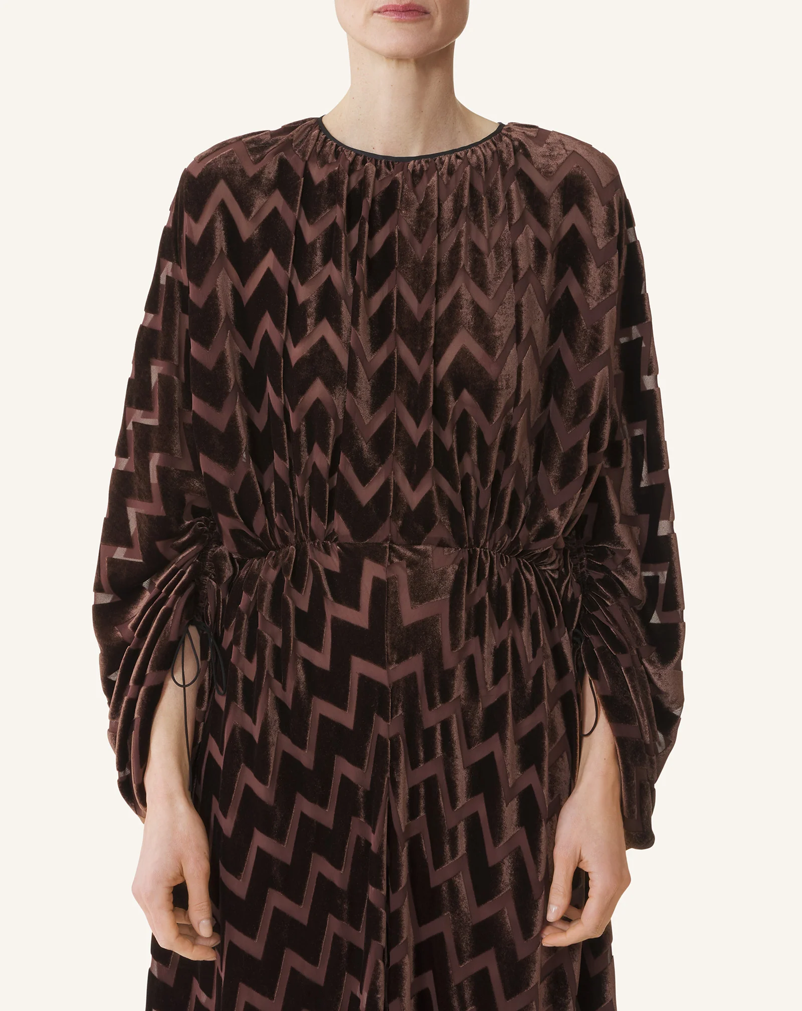 DEVORÉ VELVET DRESS - Image 5
